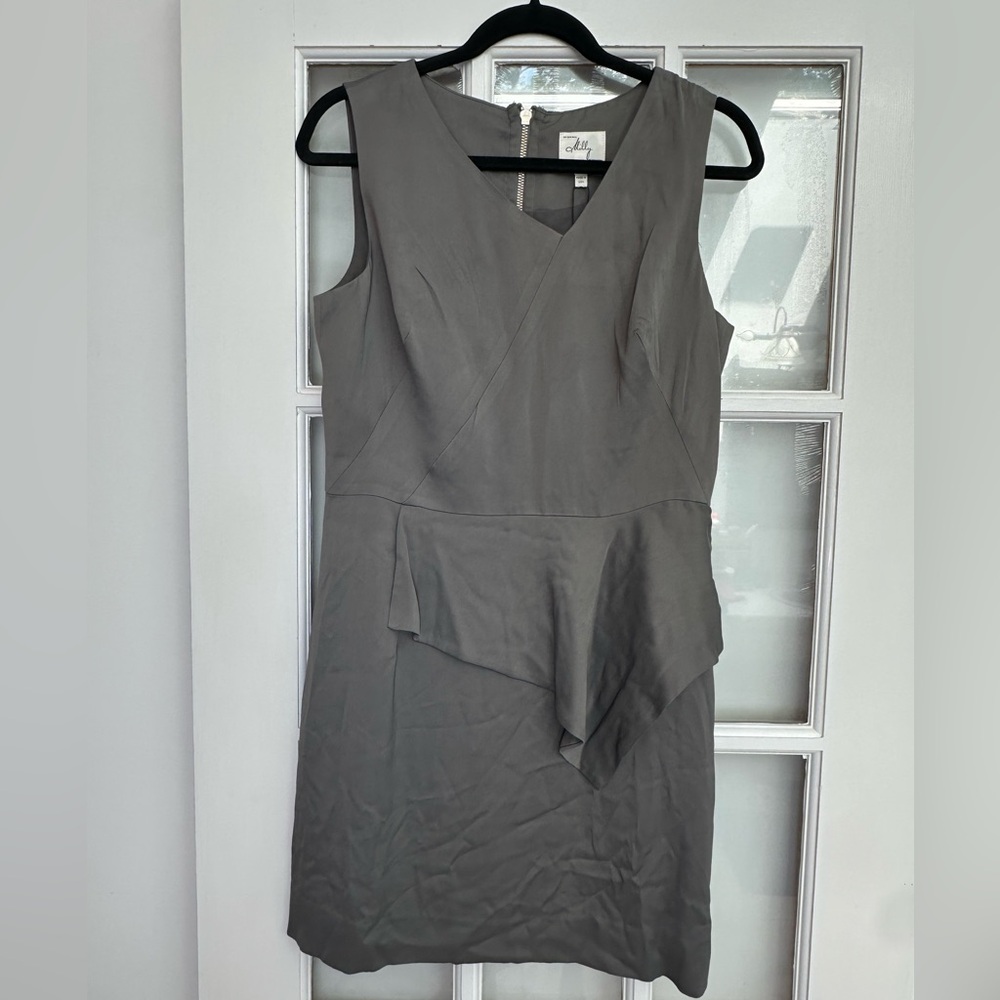 An Original Milly of New York Silver Gray Sleeveless Peplum Dress Size 10 NWT